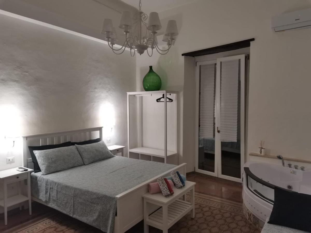 La Serva Padrona Taranto Dış mekan fotoğraf